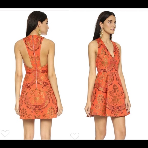 Alice + Olivia Dresses & Skirts - STUNNING ALICE+OLIVIA FIT&FLARE JACQUARD DRESS ASO FELICITY SMOAK